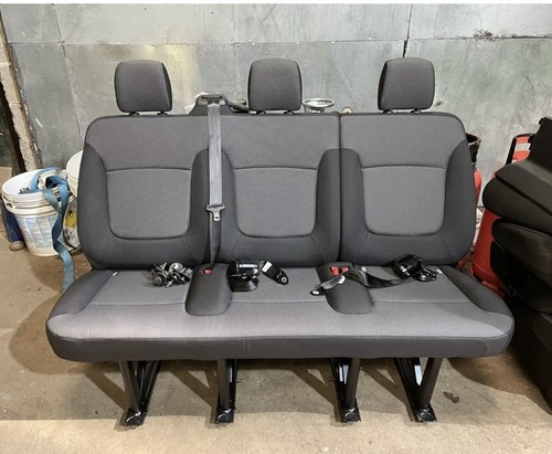 Renault traffic triple isofix - renault,
